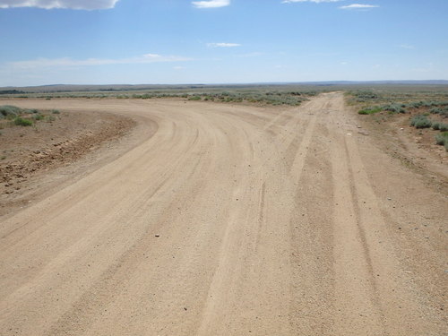 GDMBR: South Pass Road turns left (north).